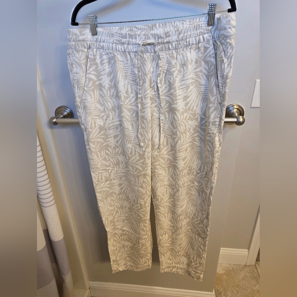 GAP White/Cream Easy Pant